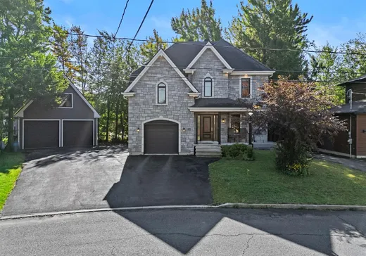 Two or more stories for sale - 1040 Rue de l'Écuyère, Drummondville, J2C8K7
