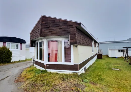 Maison à étages à vendre - 765 Boul. St-Germain, Rimouski, G5L3T2