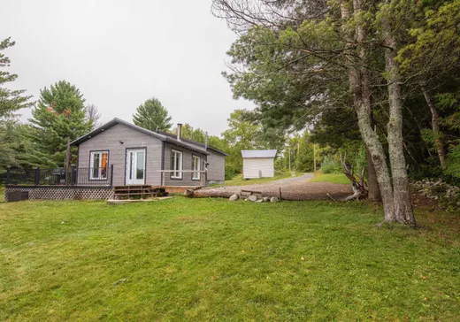 Maison à vendre - 488 Ch. du Lac-Ben, Val-d'Or, J9P 7B9