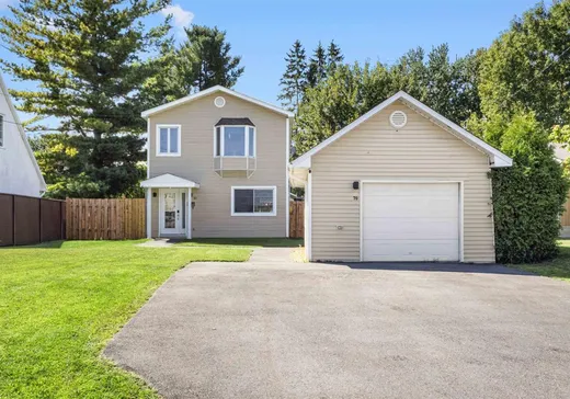 Maison à vendre - 70 23e Avenue, Sainte-Marthe-sur-le-Lac, J0N 1P0