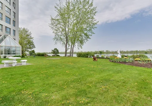 Condo for sale - 8050 Boul. St-Laurent, Brossard, J4X 2P1