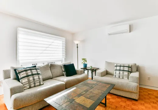 Maison à vendre - 354 Rue Arthur-Villeneuve, Laval (Sainte-Rose), H7L 5R4