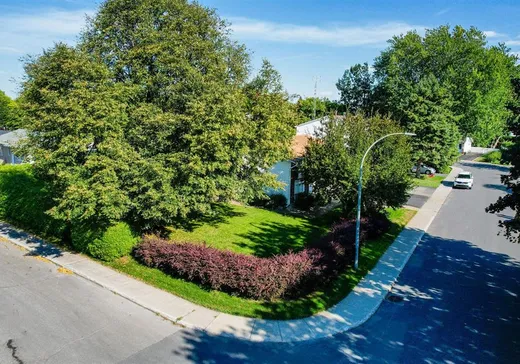 House for sale - 5420 Rue Bernier, Massueville, J3R 2Y5