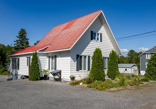 Maison à vendre - 115 Ch. Cartier, Saint-Hilarion, G0A 3V0
