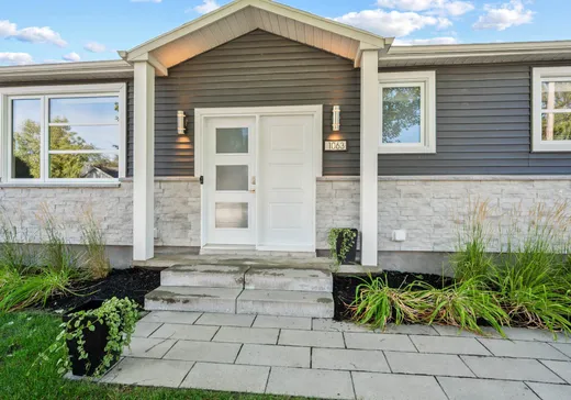 Maison à vendre - 1063 Rue Allie, Beloeil, J3G 3S3