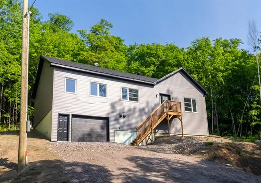Bungalow à vendre - 3621 Ch. Bellevue, Mont-Laurier, J9L3G4
