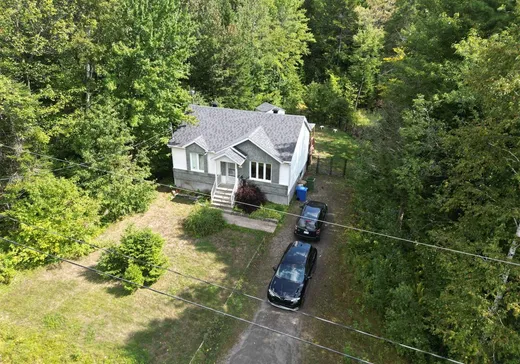 Bungalow à vendre - 117 Rue de la Fleur-de-Lys, Saint-Colomban, J5K1Z3