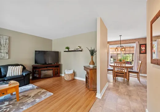 Maison à vendre - 244 Rue Forget, Sainte-Anne-des-Plaines, J0N 1H0