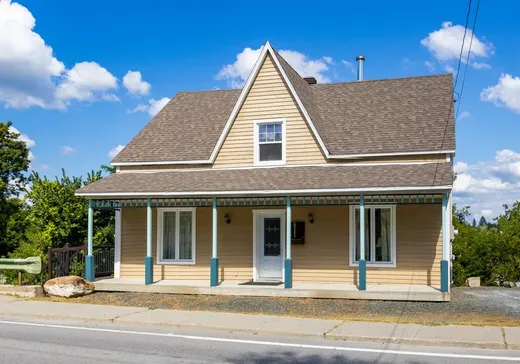 Two or more stories for sale - 51 Av. de Melbourne S., Pointe-Claire (Montreal Island), J0B2H0