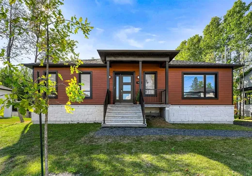 Bungalow à vendre - 1560 Rue Hermann-Morin, Sherbrooke, J1R0Y4