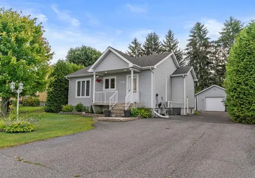 Bungalow for sale - 411 Rue Phaneuf, Upton, J0H2E0