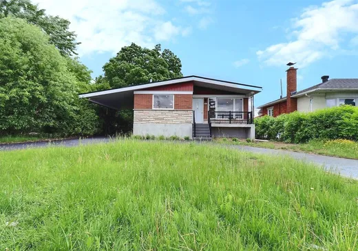 Bungalow à vendre - 525 Rue Ingrid, Laval (Pont-Viau), H7P3P4