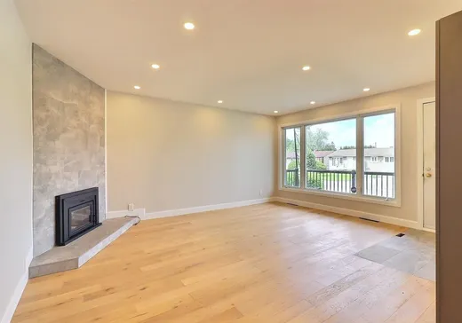 Maison à vendre - 525 Rue Ingrid, Laval (Pont-Viau), H7P 3P4