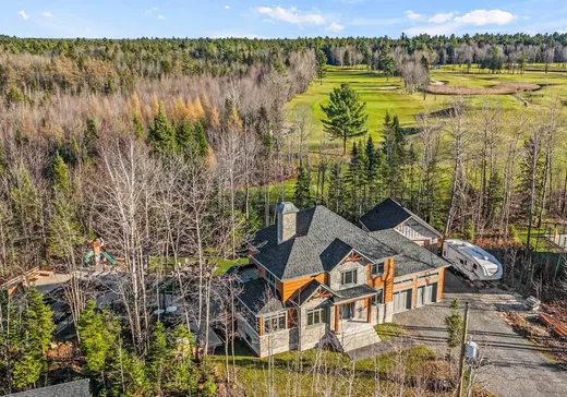 Maison à étages à vendre - 74Z Rue du Pavillon, Sainte-Anne-des-Plaines, J5N2Z1