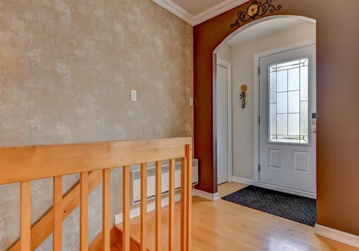 Maison à vendre - 136 Rue Sarah-Garth, Blainville, J7C 4T6