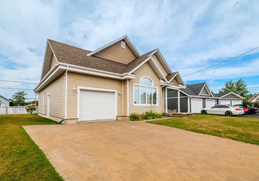 Maison à vendre - 114 Rue des Mélèzes, Matane, G4W 0C1