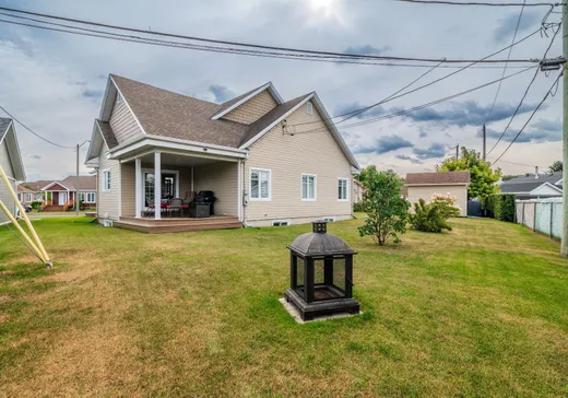 Maison à vendre - 114 Rue des Mélèzes, Matane, G4W 0C1
