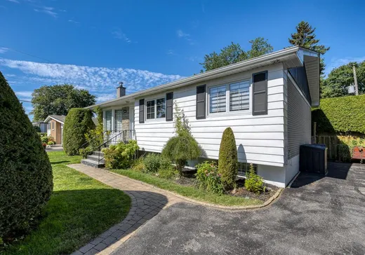 Maison à vendre - 297 Rue Élie, Laval (Fabreville), H7P 2M3