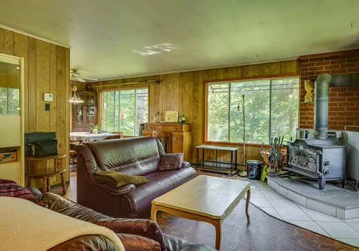 Maison à vendre - 819 Ch. du Lac-Macaza, Labelle, J0T 1R0