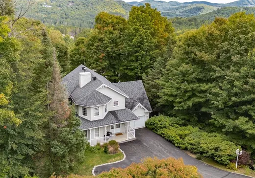 Two or more stories for sale - 9 Ch. du Joli-Bois, Saint-Sauveur, J0R1R7