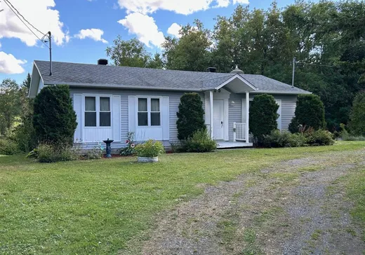 Bungalow for sale - 186 Ch. de Baldwin-Mills-Stanhope, Coaticook, J1A2S2