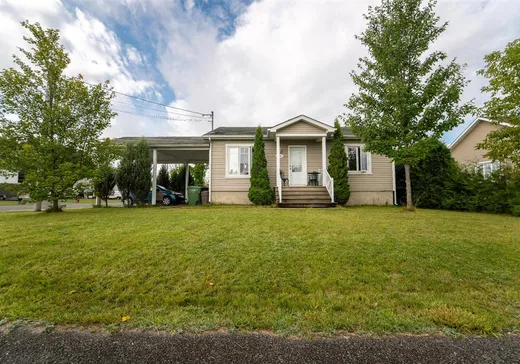 Bungalow à vendre - 291 Rue Chantale, St-Cyrille-De-Wendover, J0C1A0