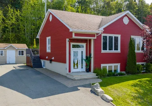 Bungalow for sale - 25 Rue des Goélettes, Rivière-du-Loup, G5R0G9