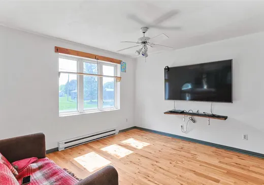 Maison à vendre - 19 Rue Rodrigue, St-Jean-Chrysostome, J0S 1R0