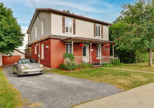 Maison à vendre - 1318 Rue St-Louis, Sherbrooke, J1H 4P4