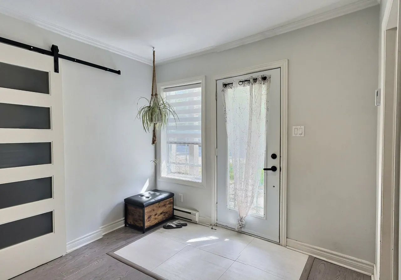 1264 Rue du Centenaire — photo 3