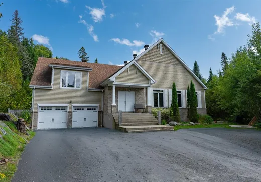 Split-level for sale - 172 Ch. du Coteau, Lantier, J0T1V0