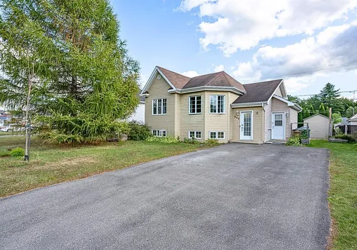 Bungalow for sale - 602-604 111e Avenue, Saint-Jérôme, J7Y5A9