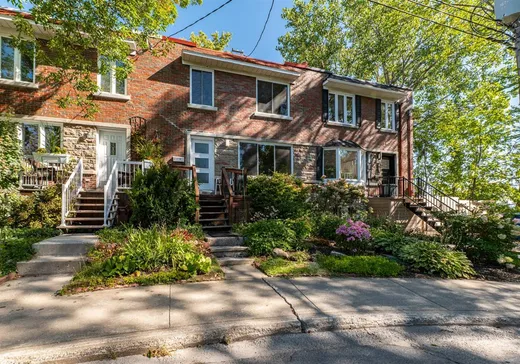 Maison à étages à vendre - 2715 Rue Darling, Montréal (Centreville), H1W2X6