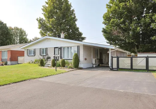 Bungalow for sale - 32 Rue Crépeau, Victoriaville, G6P5P5