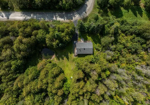 Maison à vendre - 590 Av. des Cèdres, Stukely, J0E 2J0