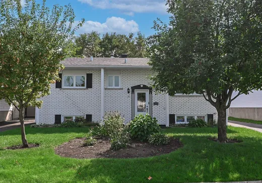 Bungalow à vendre - 900 Rue des Ormes, Terrebonne, J6W3J5