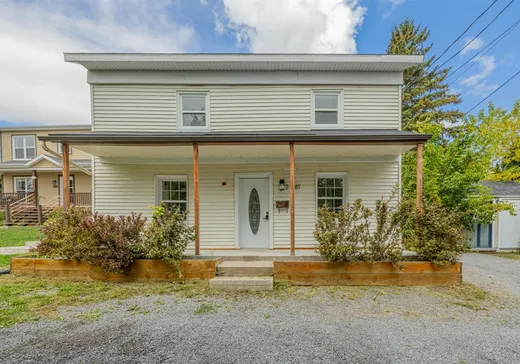 Two or more stories for sale - 2081 Av. Royale, Quebec City, G1C1N7