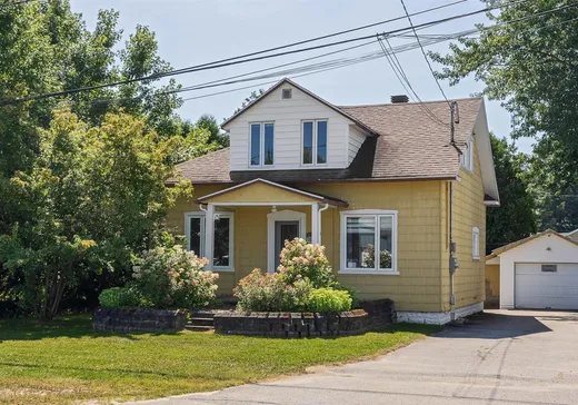 Maison à vendre - 368 Av. Demers, St-Raymond, G3L 3R4