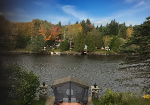 Maison à étages à vendre - 2400 Rue St-Hilaire, Val Morin, J0T2R0