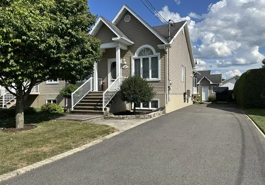 Bungalow à vendre - 69 Rue Ginette-Genois, Victoriaville, G6T2H3