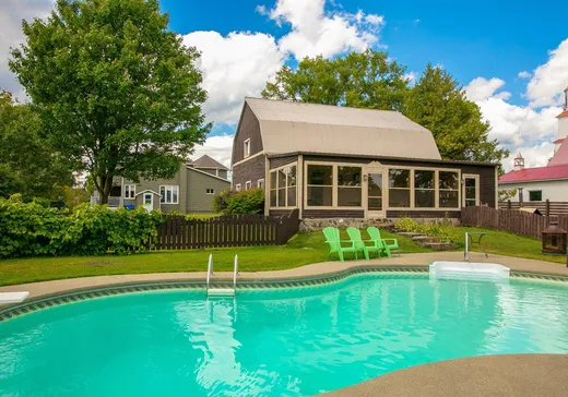 Maison à vendre - 21 Rue St-Jean-Baptiste, Parisville, J0B 1K0