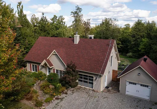 Two or more stories for sale - 905 Rue du Val-des-Pruches, Rock Forest, J1N0A1
