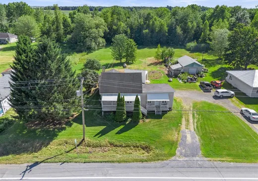 Maison à vendre - 4320 Route Marie-Victorin, Saint-Robert, J0G 1S0