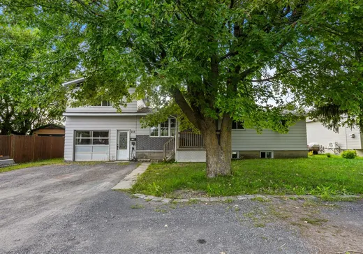 House for sale - 233 Rue Baillargeon, Saint-Jean-sur-Richelieu, J2W 2E7