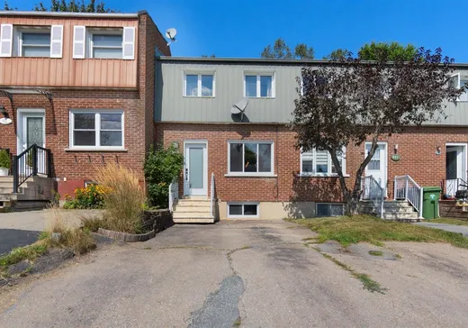 Maison à étages à vendre - 609 Rue Coombs, Sherbrooke, J1N2B1
