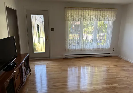 Maison à vendre - 560 203e Avenue, St-Mathieu-Du-Parc, G9T 3C9