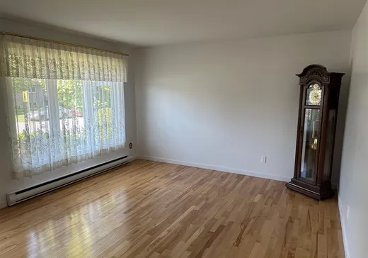 Maison à vendre - 560 203e Avenue, St-Mathieu-Du-Parc, G9T 3C9