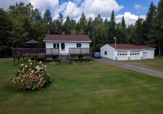 Bungalow à vendre - 1011 Route Caya, Wickham, J0C1S0