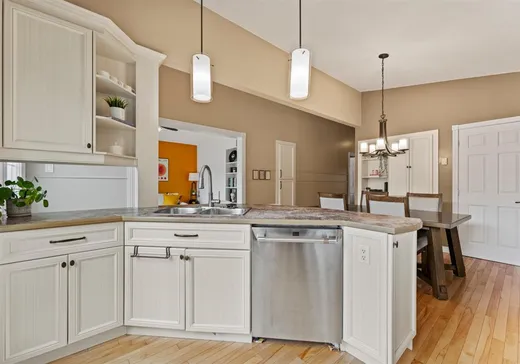 Maison à vendre - 1155 Rue Montcalm, Valcourt, J0E 2L0