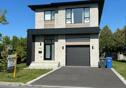 Two or more stories for sale - 5170 Rue de Kensington, St-Hubert, J3Y2W6